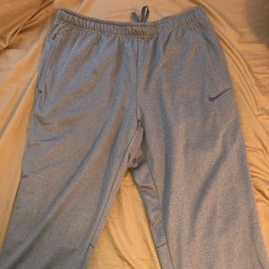 Nike therma fit dri fit sweatpants